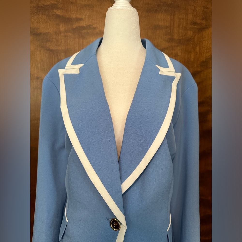 Le Suit Blue Skirt Set with White Trim - Picture 5 of 16